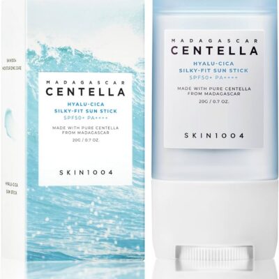 SKIN1004 Madagascar Hyalu-Cica Silky-Fit Stick Solaire SPF50+ PA++++